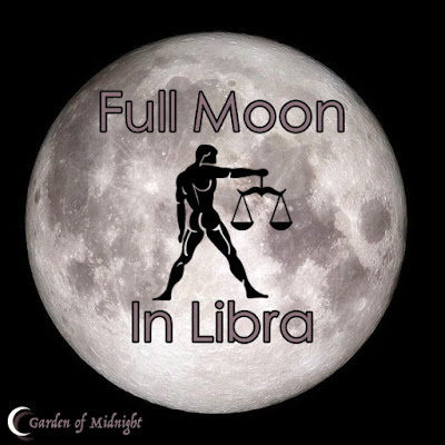 luna piena bilancia fasi lunari
