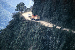 {7 FOTO} Jalan Paling Mengerikan Dan Mematikan Di Dunia | BOLIVIA