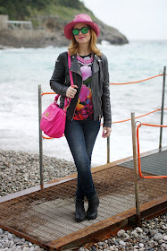 Fuchsia hat, Sodini necklace, Marc by Marc Jacobs lil ukita bag, Ruco Line boots, Fashion and Cookies, fashion blogger