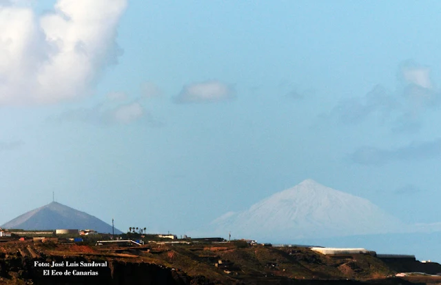 Fotos Teide nevado completamente desde playa Las Canteras