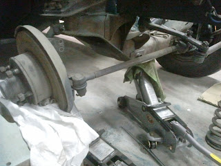 Supporting the sub frame of the 122S