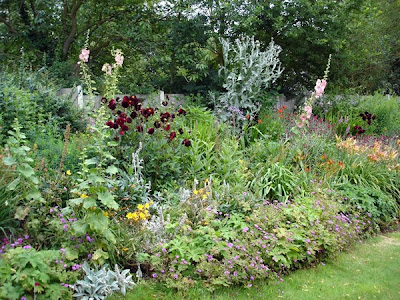 Planting Your Garden to Repel Bugs