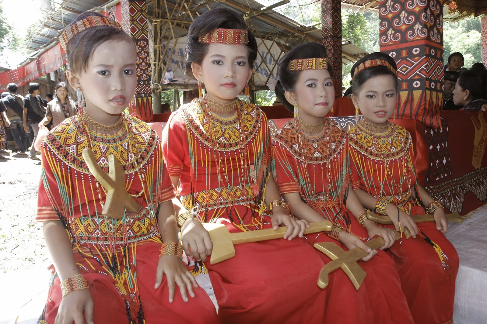 NeliJowZ Baju adat Toraja 