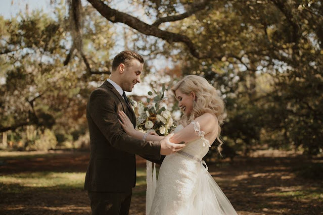 bride and groom first look