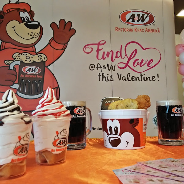 Nikmati Hangatnya Kebersamaan di A&W Restoran