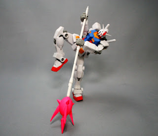 http://en.gundam.info/uploads/image/20110909111308-37983.jpg