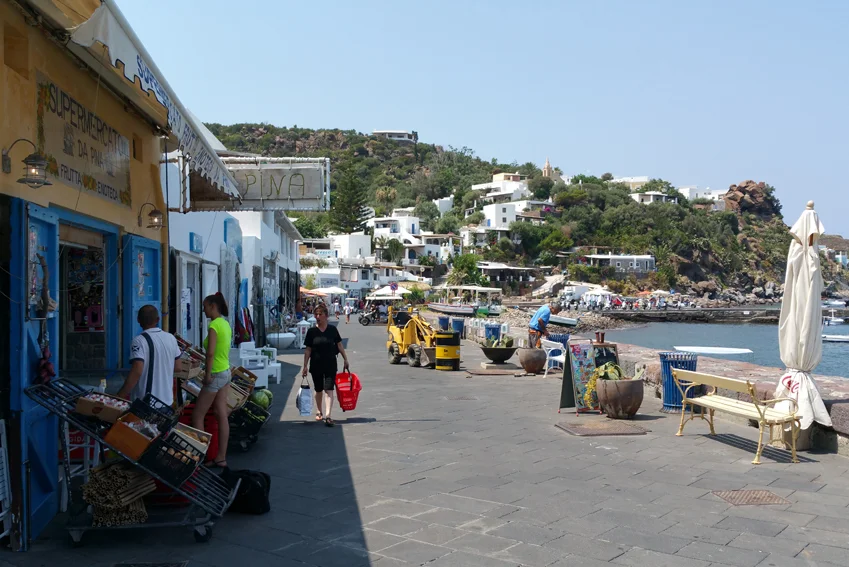 Port w Panarea