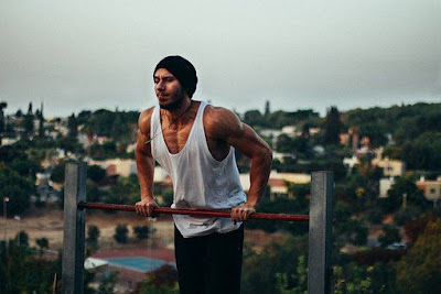 Muscle Ups