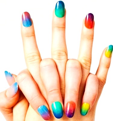 Foto de diseños de uñas juvenil y colorido