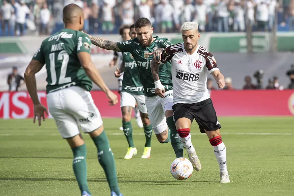 Jogos de futebol hoje, quarta-feira, 9; onde assistir ao vivo e