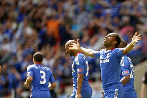 Chelsea's Didier Drogba celebrates his goal for 1-0