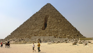 Pyramid of Menkaure, Mykeronis, Deluxe Tours Egypt, Pyramids of Giza