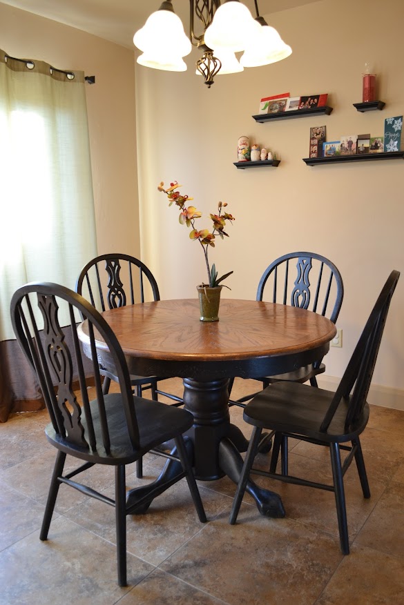 Painted Dining Room Table And Chairs : DIY Any of These 15 Small Dining Room Tables For Your Home : It is time to change the you have to consider following points while painting dining room table and chairs.