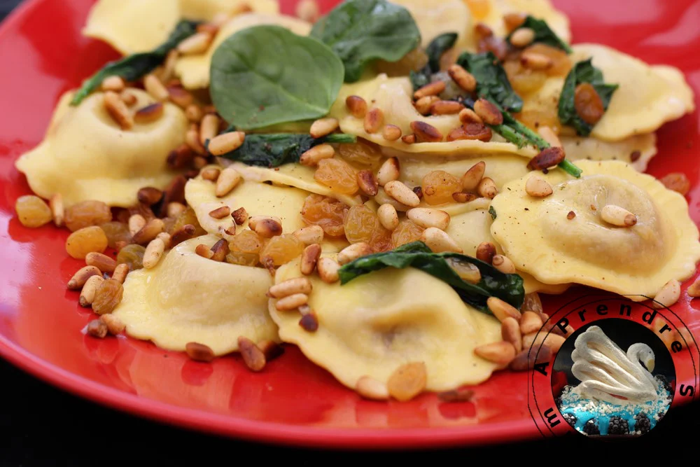 Ravioli ricotta aux pignons et raisins secs