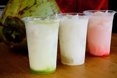 Bagi kita orang indonesia niscaya sudah tak abnormal dengan minuman yang satu ini Cara buat es kopyor segar pelepas dahaga