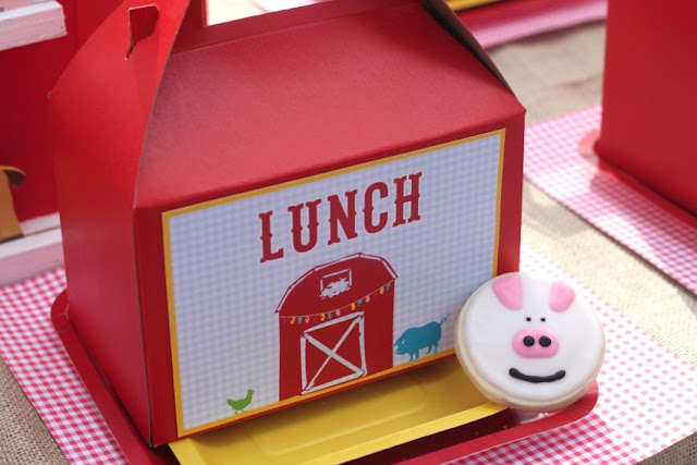 Gable Lunch Box