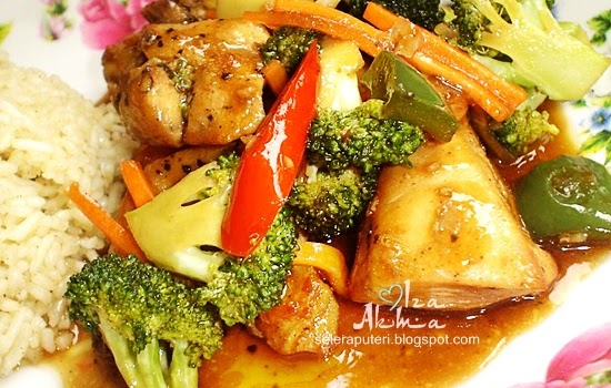 Ayam Lada Hitam & Brokoli  Singgahsana Kitchen