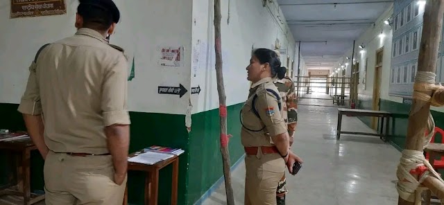 पिथौरागढ़ : पुलिस अधीक्षक ने स्ट्रांग रुम का औचक निरीक्षण कर सुरक्षा व्यवस्था का लिया जायजा