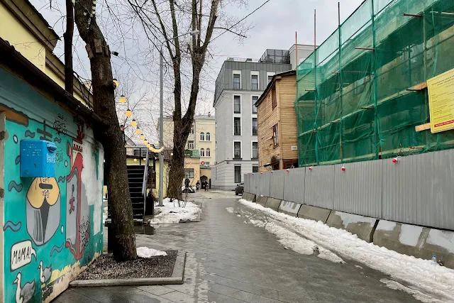 Кривоколенный переулок, дворы, гостиница Moss Boutique Hotel