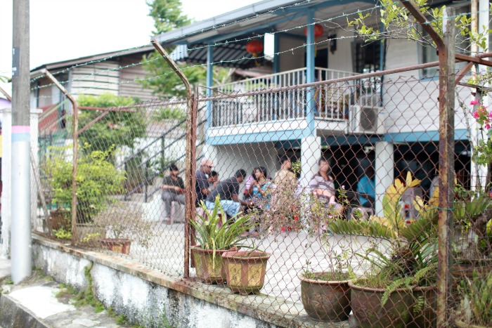 Masam manis: Ke Kampung Engku Mohsin lah kita.