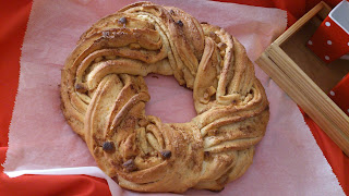 Estonian Kringle receta masa bonita chocolate blanco azúcar moreno mantequilla navidad navideña desayuno postre merienda cuca