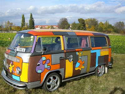 Oliver von Feistmantl Race Bus Art Car