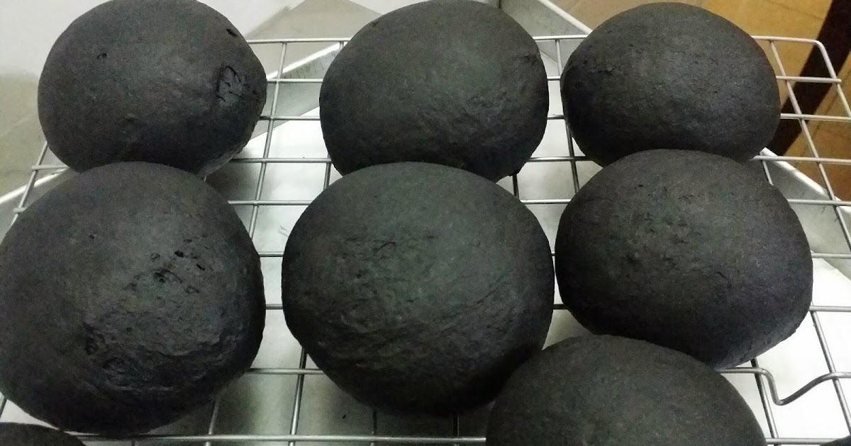 ZULFAZA LOVES COOKING: Roti burger bamboo charcoal