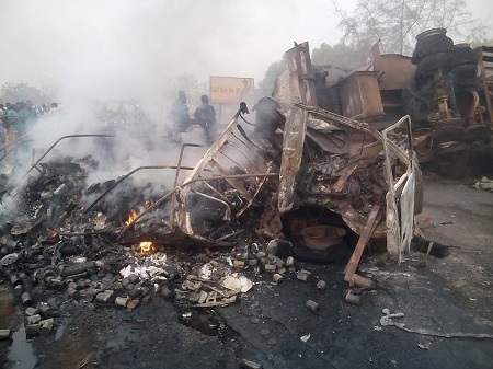 Tragic Accident as Multiple Trailers Crash and Burn Along Oyo-Ogbomosho Expressway (Photos)