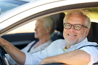 Le marché de l’occasion vous permettra de faire des économies sur l’achat de votre future voiture © image libre de droits Google