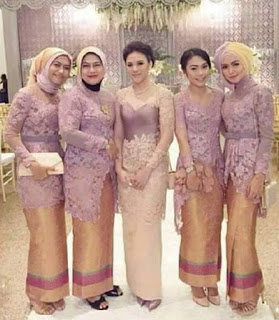  Model Kebaya Seragam Resepsi Pernikahan Modern Kombinasi 