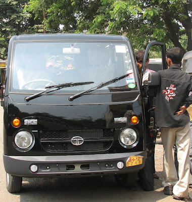 Tata Ace Magic van in Karjat