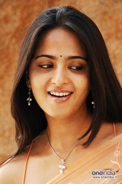 Anushka hd wallpaper