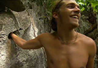 malcolm freberg find his second hidden immunity idol during survivor caramaon