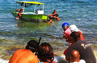 Se hunde “Ana Alicia” en Cozumel: embarcación turística sucumbe por robo de bomba-flotador 