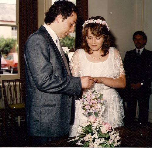 It's my 25th wedding anniversary today Of course I was a child bride