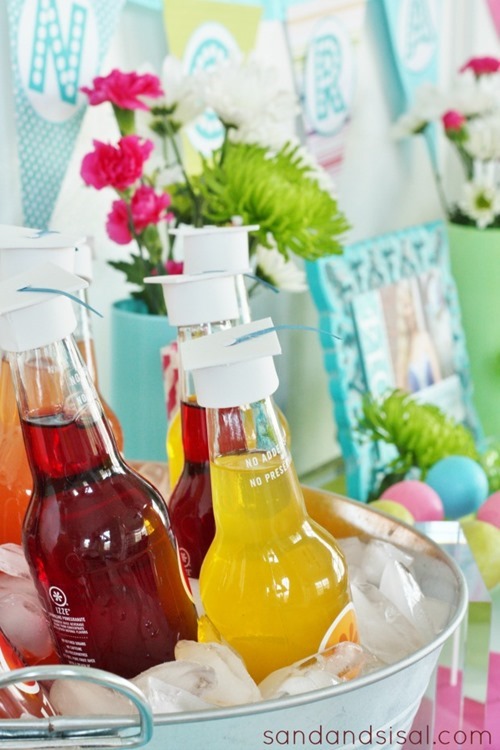Graduation-Party-Decorations-Graduation-Hat-Bottle-Toppers