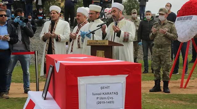 Bozova şehidini son yolculuğuna uğurladı