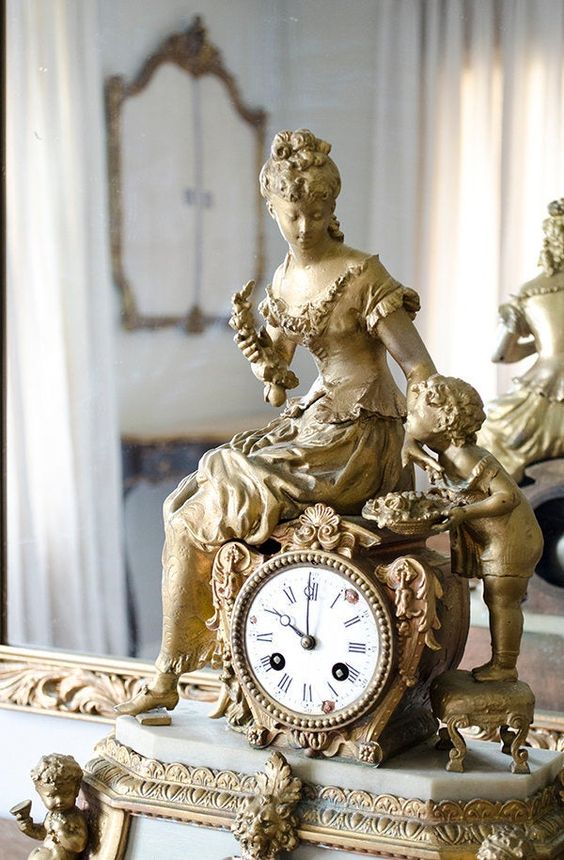Eye For Design: Decorating With French Figural Mantel Clocks