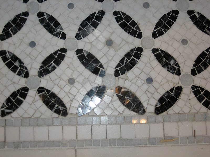 Close up of the floor tile. title=