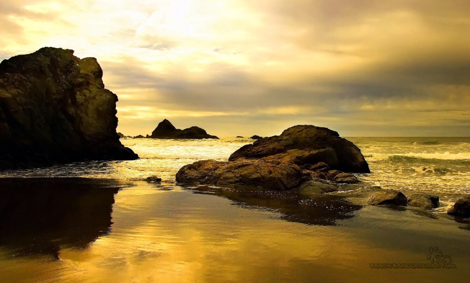 Beautiful Serene Golden Beach Hd Wallpapers
