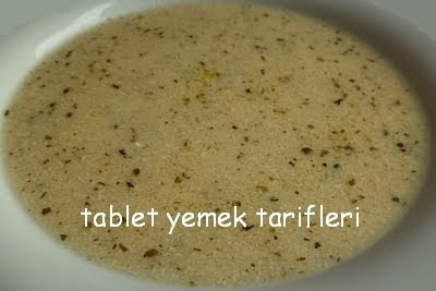 yogurtlu irmik corbasi 1