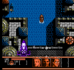 Captura de pantalla de NES con Misión Imposible que muestra una lancha disparando a todos los enemigos