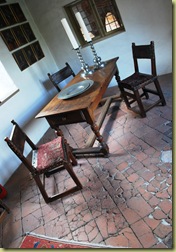 B - OsloBG -Akershus Forttress and Castle  - Table and chairs