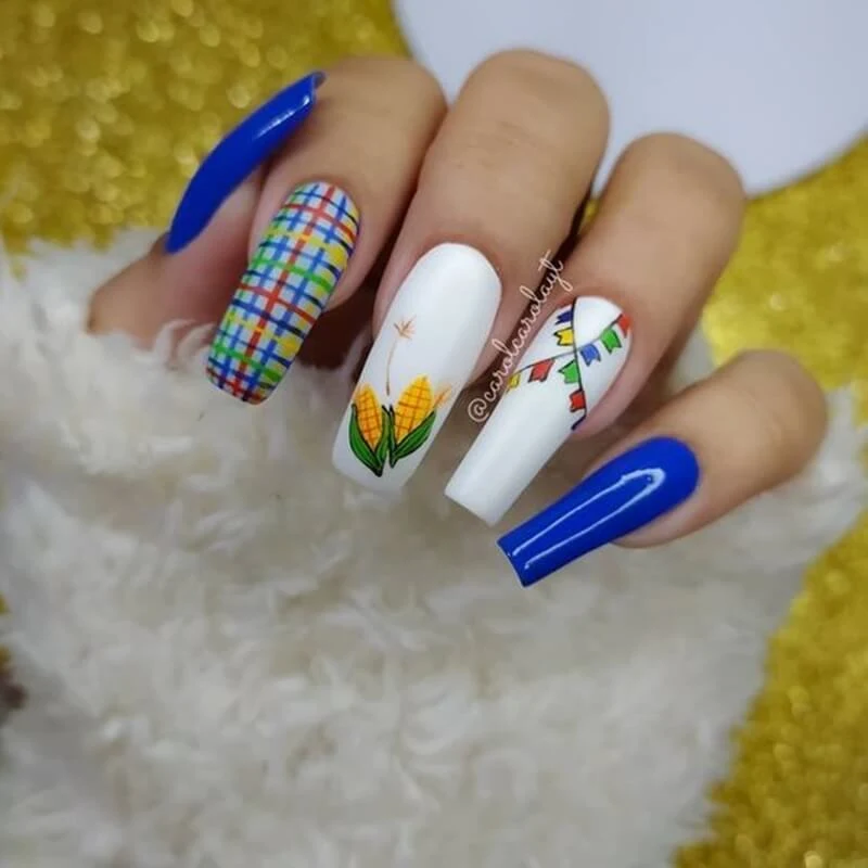 Unhas decoradas para festa junina