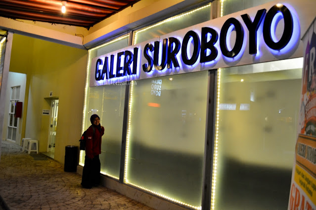 Main Ke Suroboyo Carnival Night Market. Dari harga tiket masuk, galeri suroboyo sampai main semua wahana ekstrim