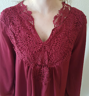 www.zaful.com/crochet-floral-long-sleeve-blouse-p_223365.html?lkid=27844