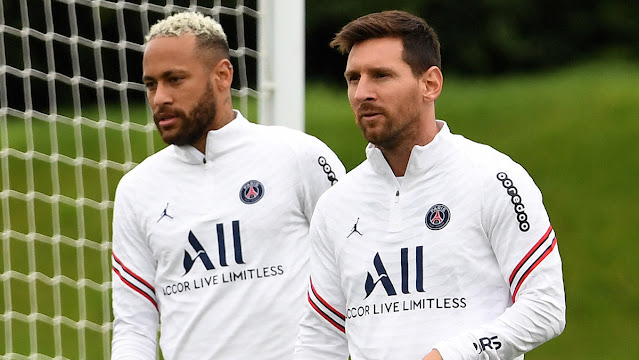 Neymar and Lionel Messi in PSG training