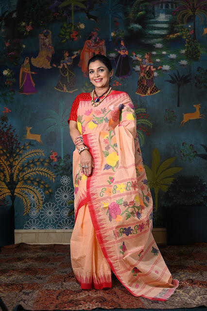 Peach cotton moirang phee with jamdani rose motifs on pallu