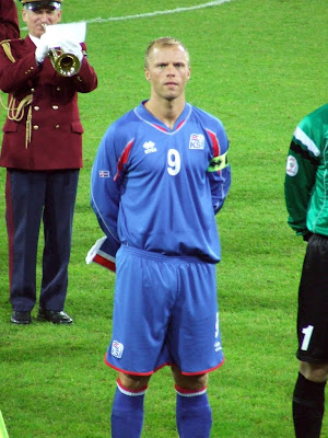 eidur gudjohnsen barcelona