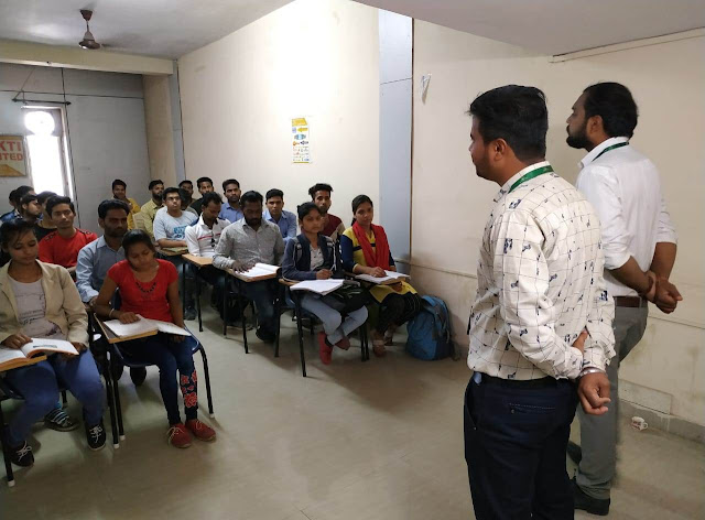 Placement-and-Screening-Session-at-SonaYukti-Jabalpur